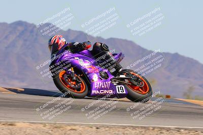 media/Oct-20-2024-CVMA (Sun) [[d4a3dff211]]/Race 16-Formula Middleweight/